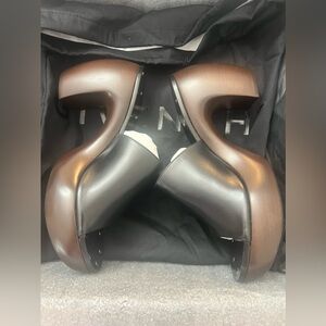 New Women Authentic Givenchy G Clog Sandals in Leather Black Size 36.5 (6.5) US